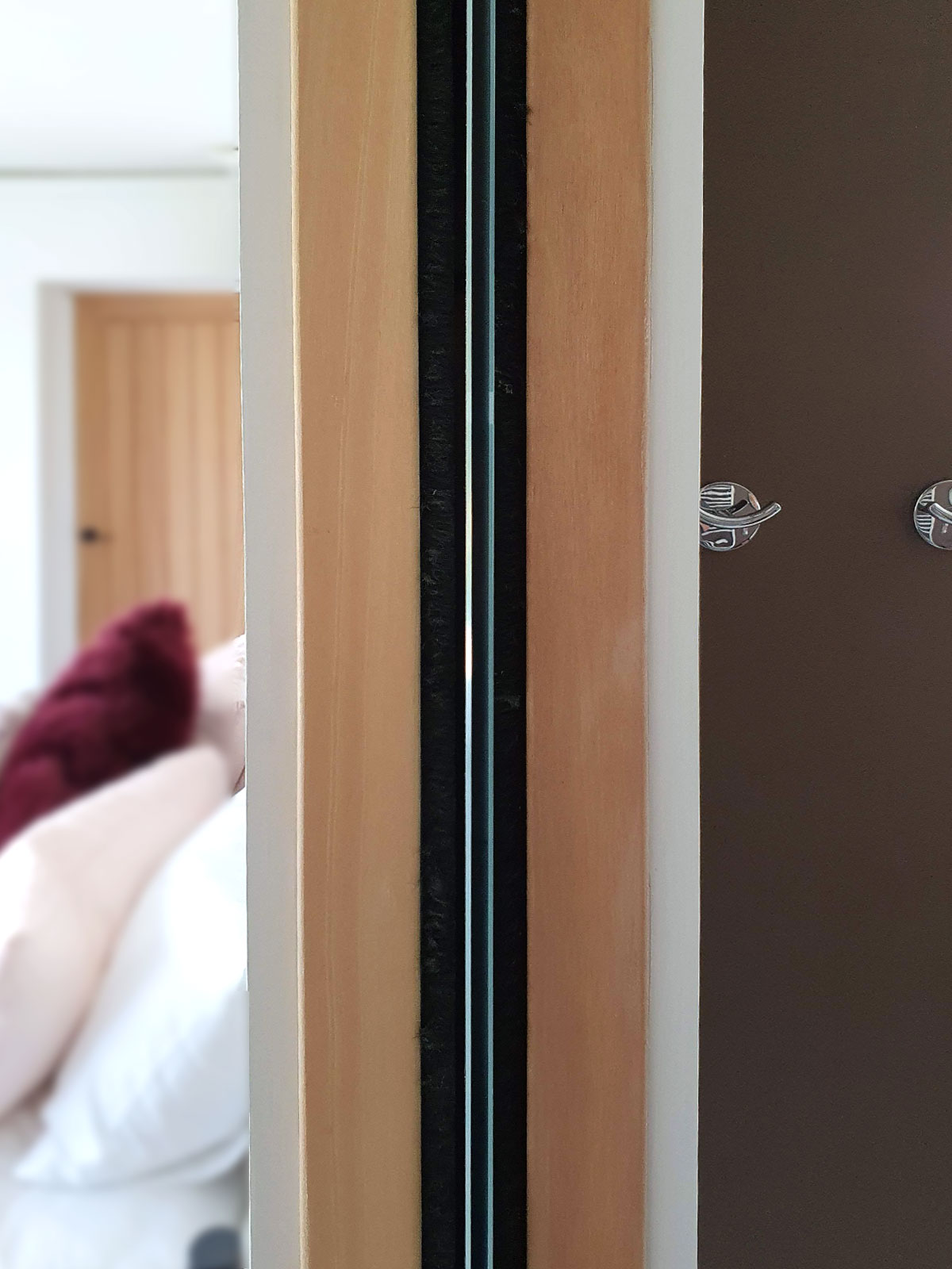 CM_BATHROOM_DOOR