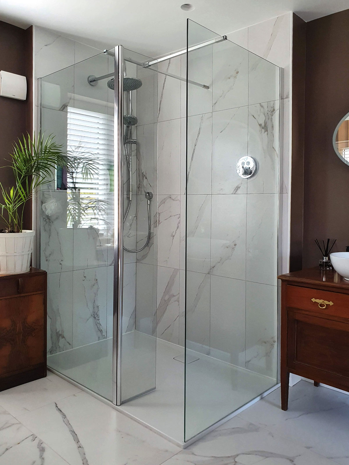 CM_BATHROOM_SHOWER2