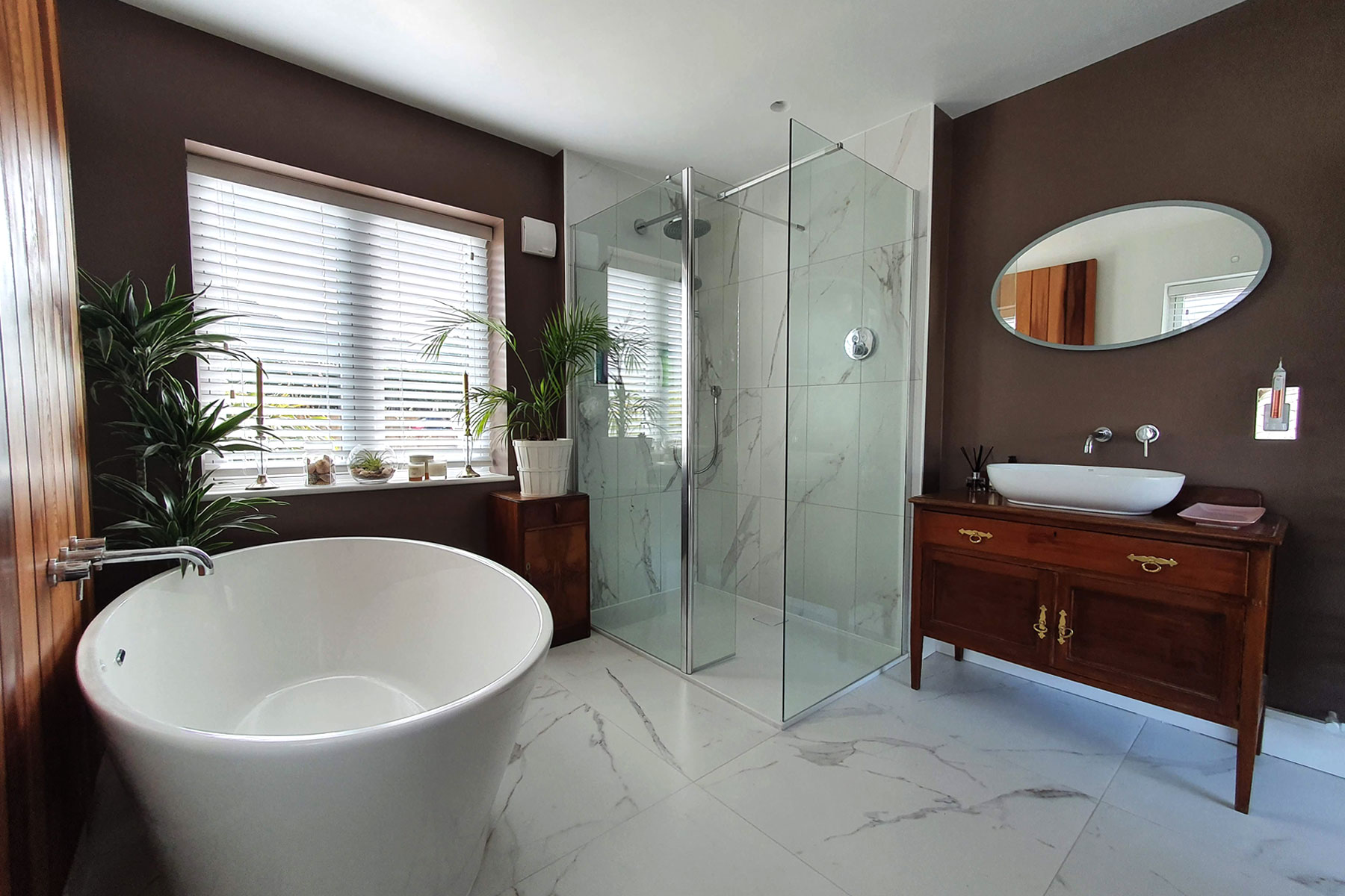 CM_BATHROOM_WIDE1